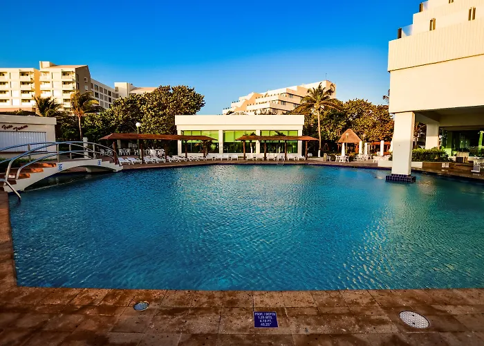 Park Royal Beach CancunResort All Inclusive